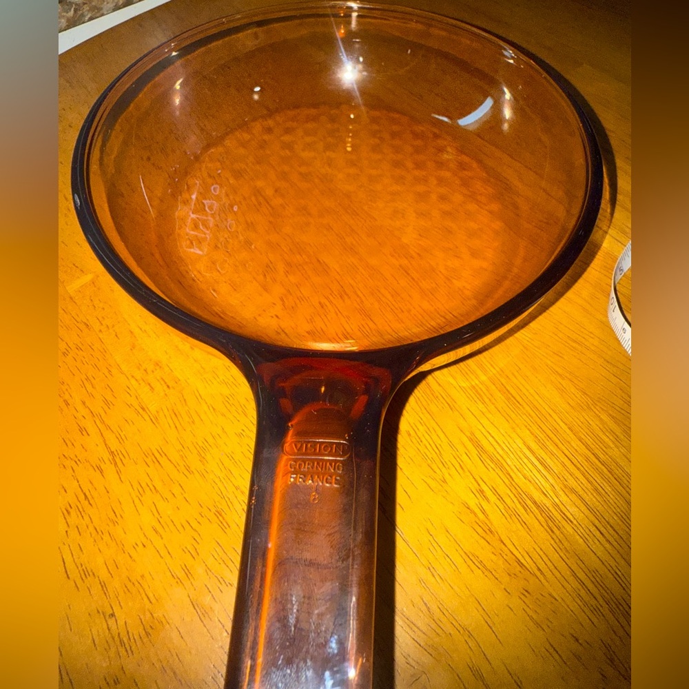 Vintage Corning ware vision 7” pan amber glass waffle bottom